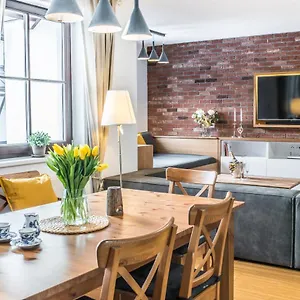 savoy-luxury-apartment.spindleruvmlyn-hotels.com/