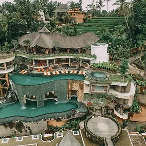 Kenran By Soscomma Resort